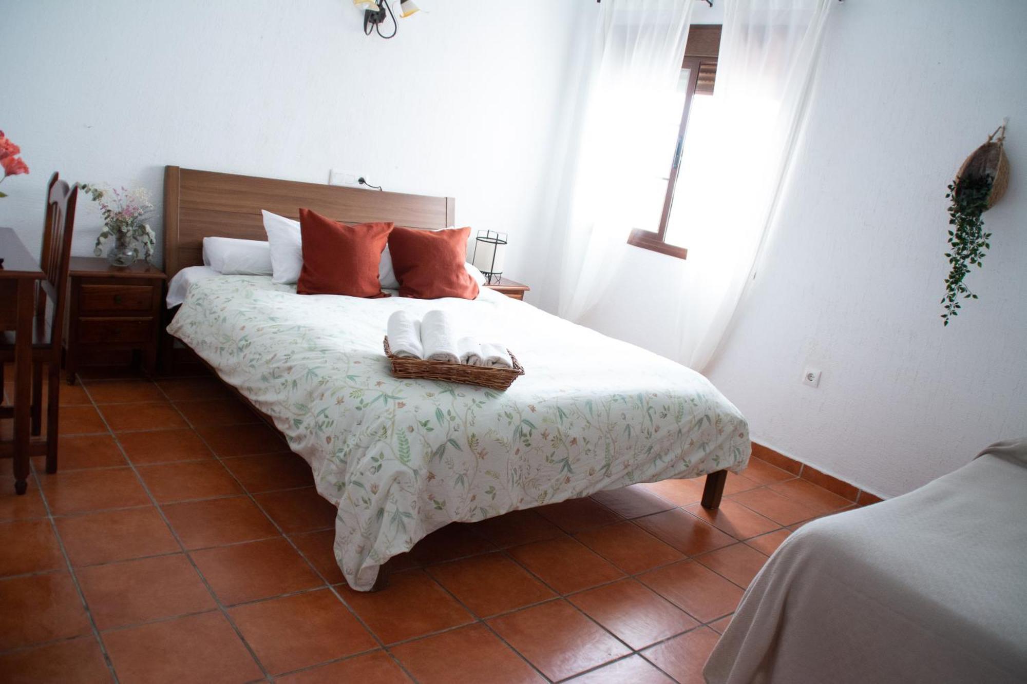 Hostal Rural La Plata Parking Incluido アルコス・デ・ラ・フロンテーラ エクステリア 写真