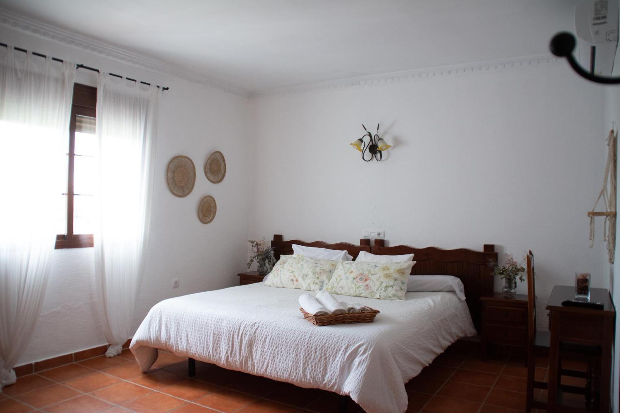 Hostal Rural La Plata Parking Incluido アルコス・デ・ラ・フロンテーラ エクステリア 写真